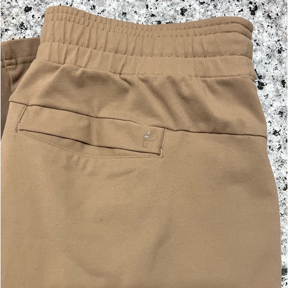 Public rec pants